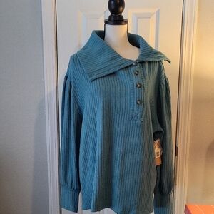 Tru Luxe Wide Ribbed Knit Sweater With Bishop Sleeve.